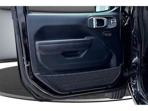 Used 2023 Jeep Wrangler Unlimited Sport AWD/4WD image 21