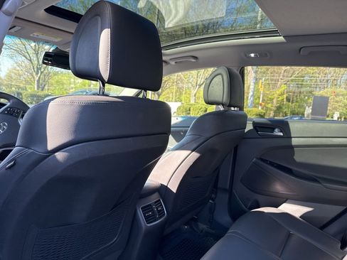 Used 2016 Hyundai Tucson Limited w/ Option Group 03 image 11