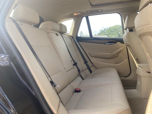 Used 2015 BMW X1 sDrive28i RWD image 13