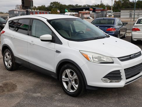 Used 2016 Ford Escape SE image 15