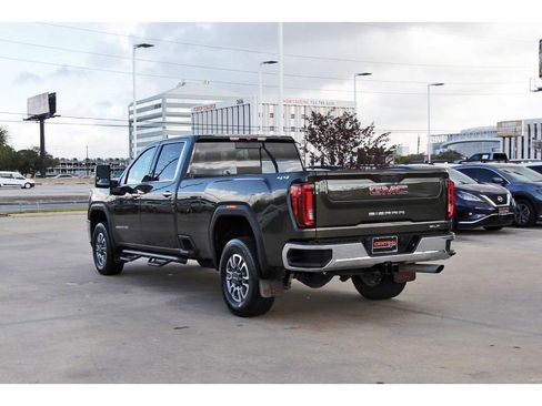 Used 2023 GMC Sierra 2500 SLT w/ SLT Convenience Package AWD/4WD image 4