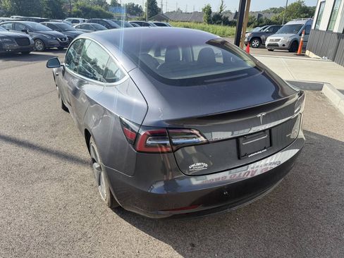 Used 2018 Tesla Model 3 Long Range AWD/4WD image 10