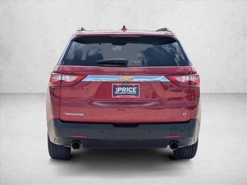 Used 2020 Chevrolet Traverse LT FWD image 7