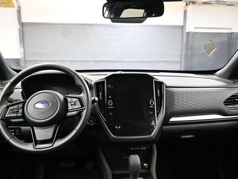 Certified 2025 Subaru Forester Premium AWD/4WD image 22