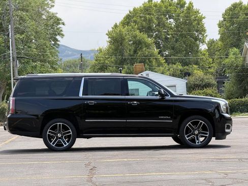 Used 2016 GMC Yukon XL Denali w/ Enhanced Security Package AWD/4WD image 6