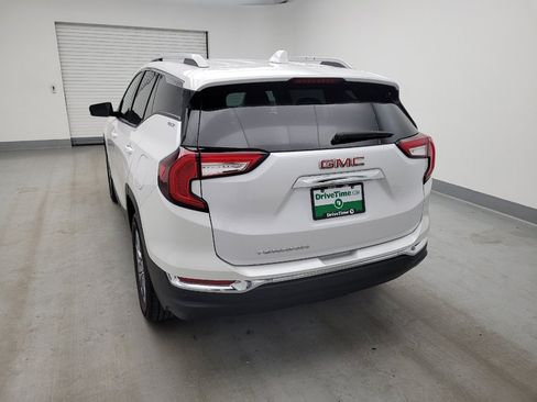 Used 2023 GMC Terrain SLT w/ Tech Package FWD image 6