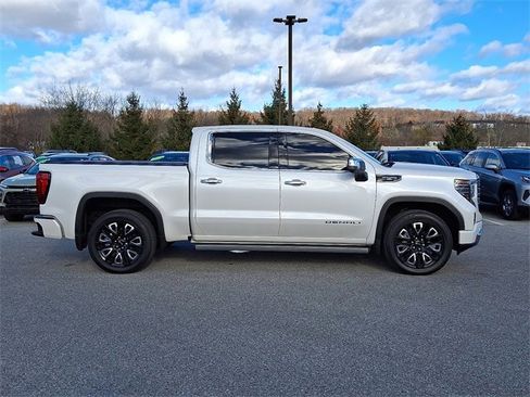 Used 2024 GMC Sierra 1500 Denali Ultimate image 7