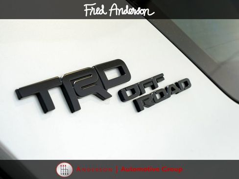 Used 2022 Toyota 4Runner TRD Off-Road AWD/4WD image 20