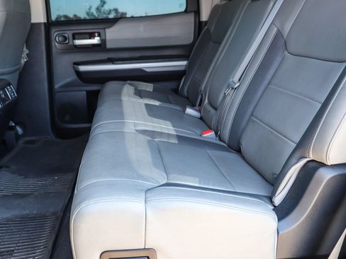 Used 2021 Toyota Tundra Limited w/ Limited Premium Package AWD/4WD image 18