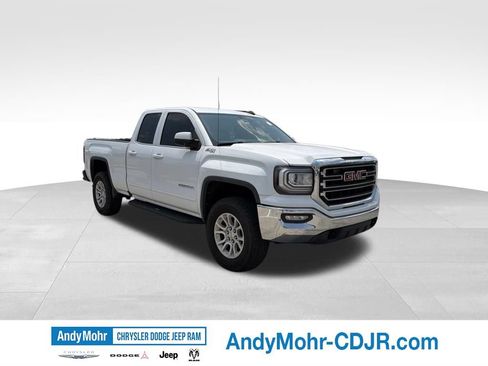 Used 2017 GMC Sierra 1500 SLE w/ SLE Value Package AWD/4WD image 1