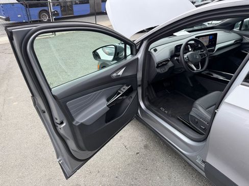 Used 2023 Volkswagen ID.4 Pro S RWD image 9