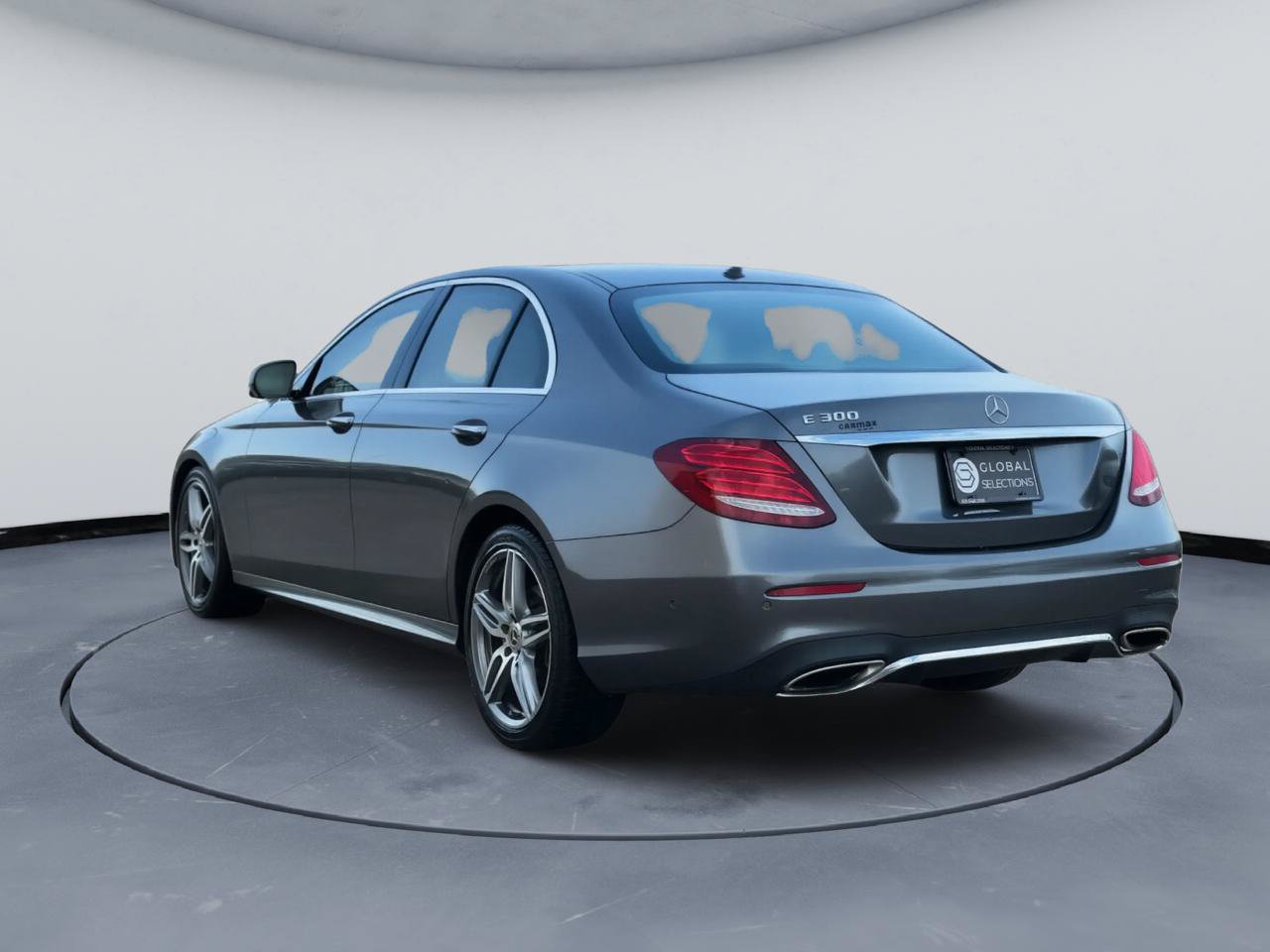 Used 2017 Mercedes-Benz E 300 image 6
