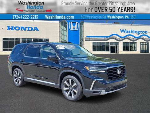 Certified 2025 Honda Pilot Touring image 1