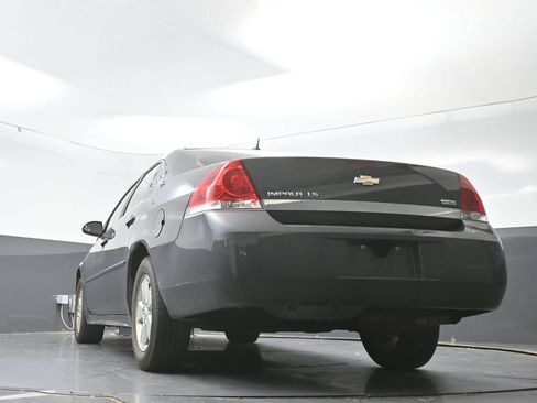 Used 2009 Chevrolet Impala LS FWD image 28