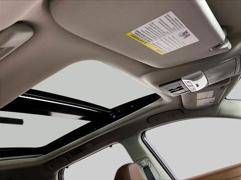 Certified 2022 Nissan Pathfinder Platinum AWD/4WD image 28