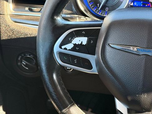 Used 2019 Chrysler 300 Touring w/ Sport Appearance Package image 32