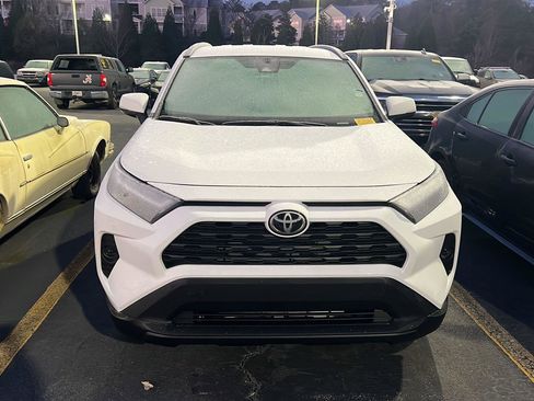 Certified 2025 Toyota RAV4 XLE image 4