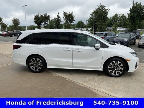 Certified 2026 Honda Odyssey Elite image 7