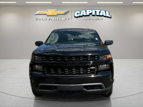 Used 2022 Chevrolet Silverado 1500 Custom w/ Safety Confidence Package AWD/4WD image 8