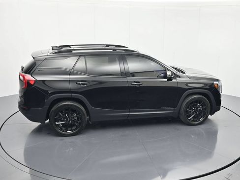 Used 2023 GMC Terrain SLT w/ Tech Package FWD image 32