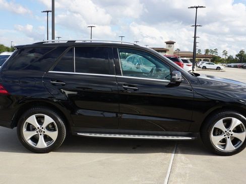 Used 2018 Mercedes-Benz GLE 350 image 4
