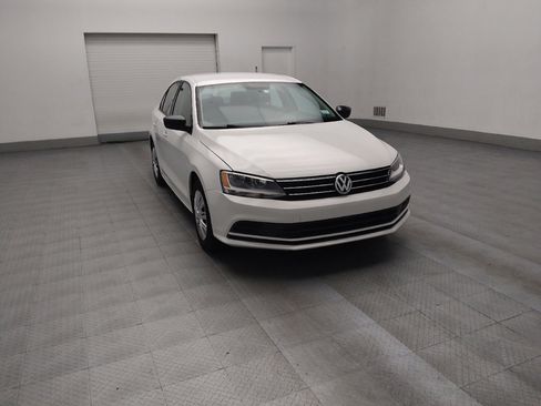 Used 2016 Volkswagen Jetta S image 13