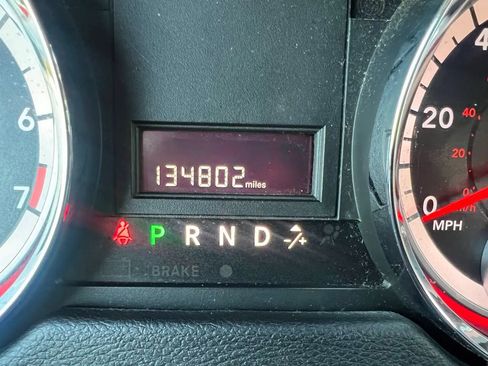Used 2017 Dodge Grand Caravan SXT FWD image 8