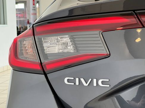 Used 2022 Honda Civic EX-L image 27