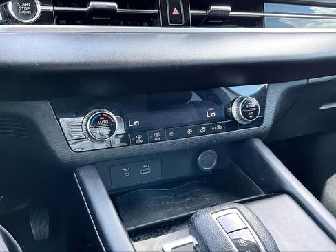 Used 2022 Mitsubishi Outlander ES FWD image 35