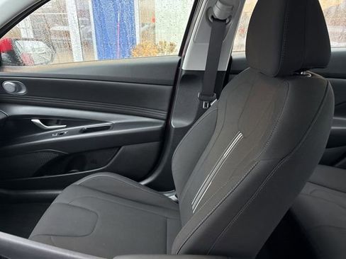Used 2023 Hyundai Elantra SEL w/ Convenience Package FWD image 37