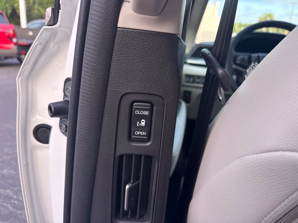 New 2027 Honda Odyssey EX-L image 18