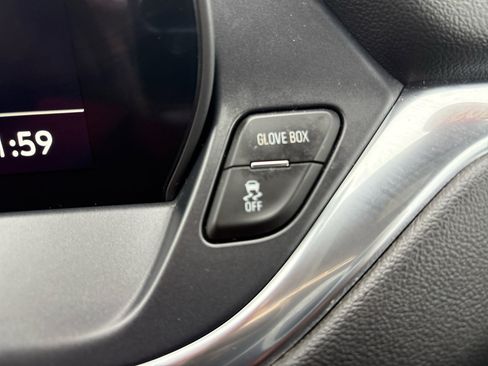 Used 2024 Chevrolet Blazer LT w/ Convenience Package image 20