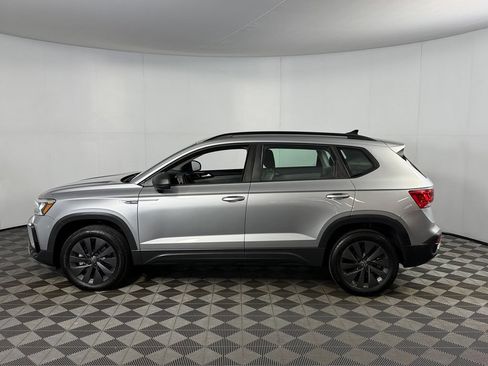 Used 2024 Volkswagen Taos S FWD image 9