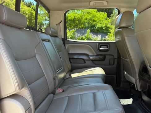 Used 2016 GMC Sierra 2500 Denali w/ Duramax Plus Package AWD/4WD image 24