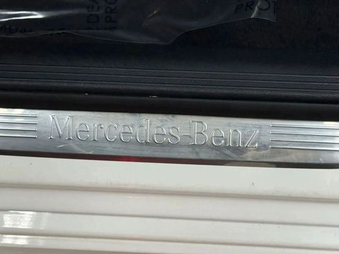 Used 2022 Mercedes-Benz E 350 Sedan w/ AMG Line Exterior image 38