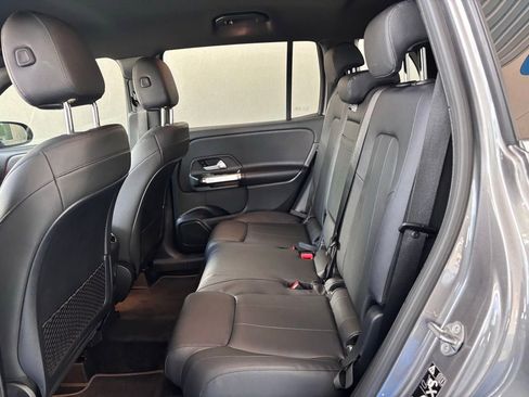 Used 2021 Mercedes-Benz GLB 250 w/ Premium Package image 14