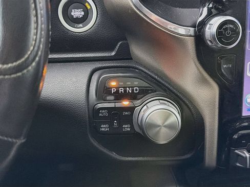 Used 2019 RAM 1500 Laramie w/ Sport Appearance Package AWD/4WD image 22