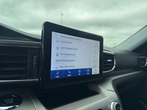 Certified 2023 Ford Explorer XLT w/ Equipment Group 202A AWD/4WD image 27