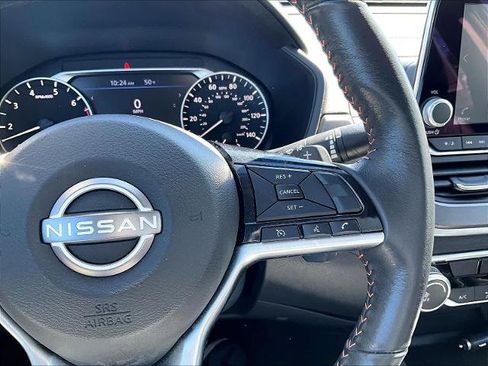 Used 2023 Nissan Altima 2.5 SR AWD/4WD image 23