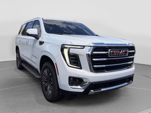 Used 2026 GMC Yukon Elevation w/ Elevation Premium Package AWD/4WD image 7