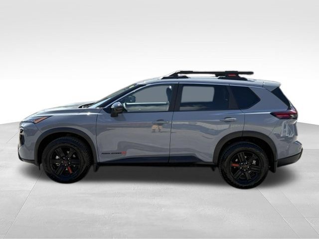 Used 2025 Nissan Rogue SV AWD/4WD image 4