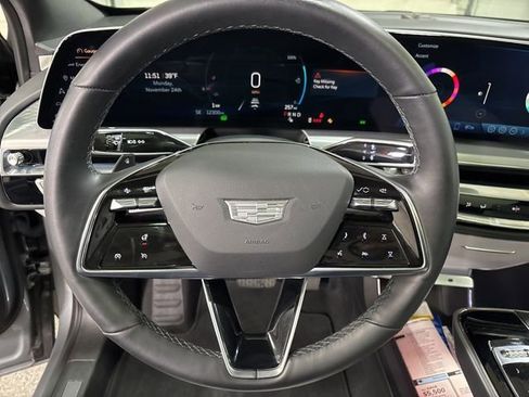 Certified 2024 Cadillac Lyriq Luxury image 43