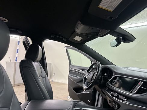 Certified 2024 Buick Enclave Premium image 21