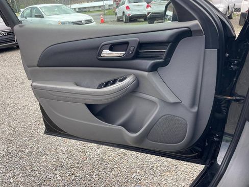 Used 2015 Chevrolet Malibu LS w/ Protection Package FWD image 22