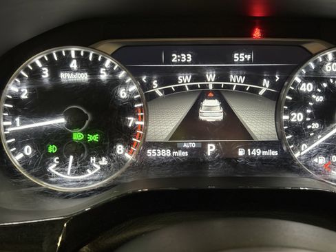 Used 2023 Nissan Pathfinder SL image 25