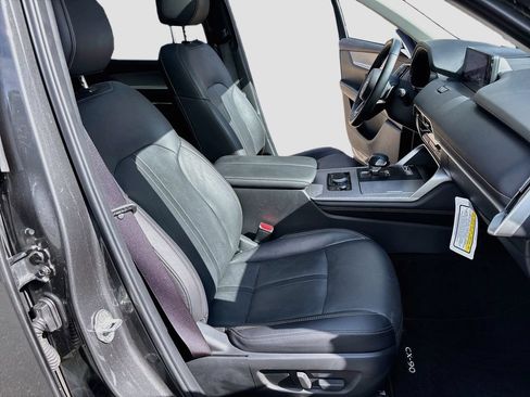 Certified 2024 MAZDA CX-90 Plug-In Hybrid w/ Premium Pkg AWD/4WD image 37