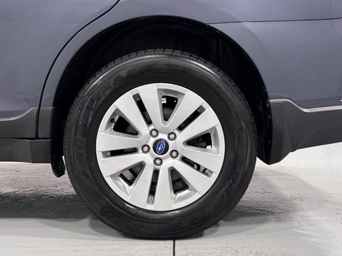 Used 2017 Subaru Outback 2.5i Premium AWD/4WD image 31