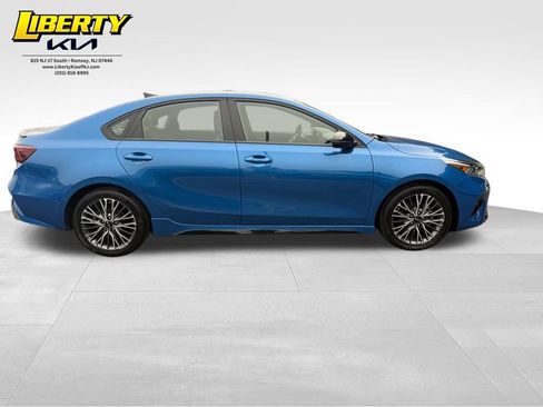 Used 2023 Kia Forte GT-Line FWD image 8