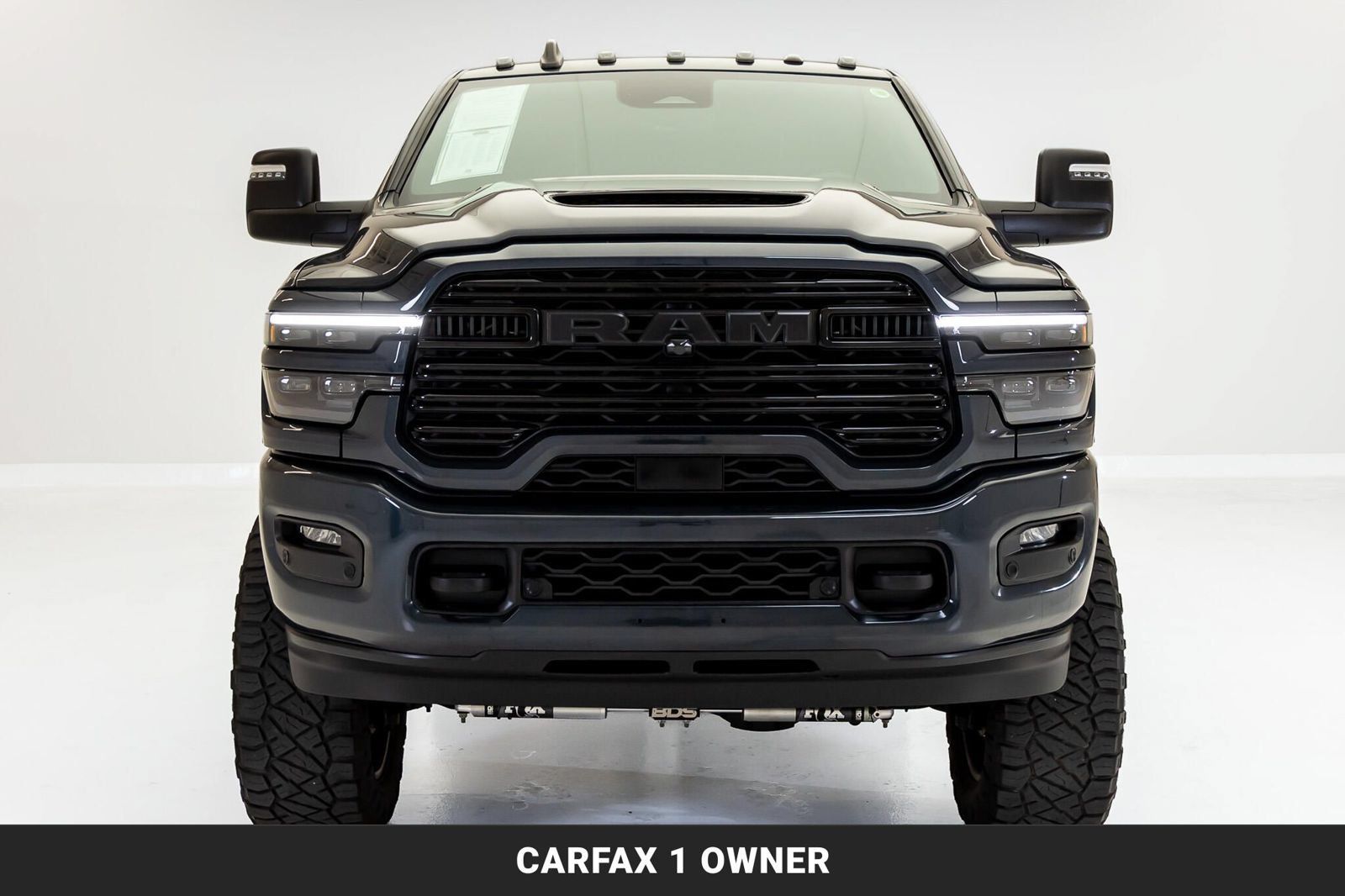 Used 2025 RAM 2500 Laramie w/ Night Edition AWD/4WD image 3