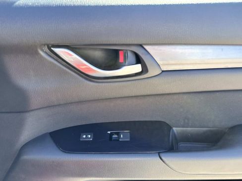 Used 2019 MAZDA CX-5 Sport w/ I-ACTIVSENSE Package image 15